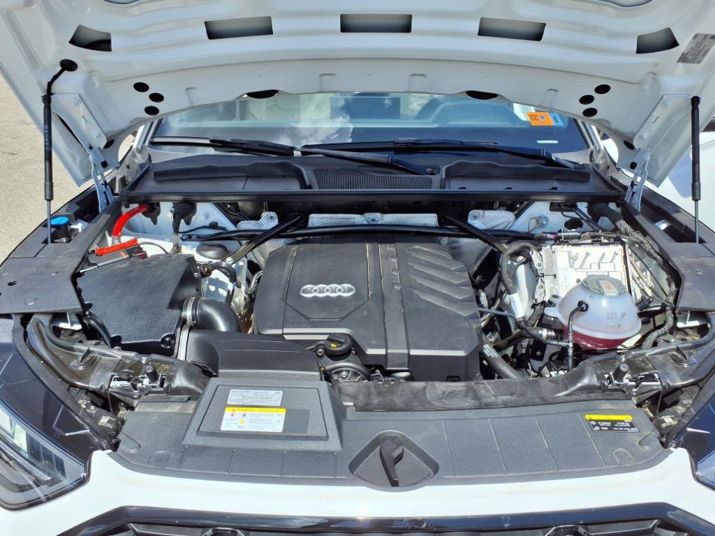 2025 Audi Q5 S line Premium photo 9