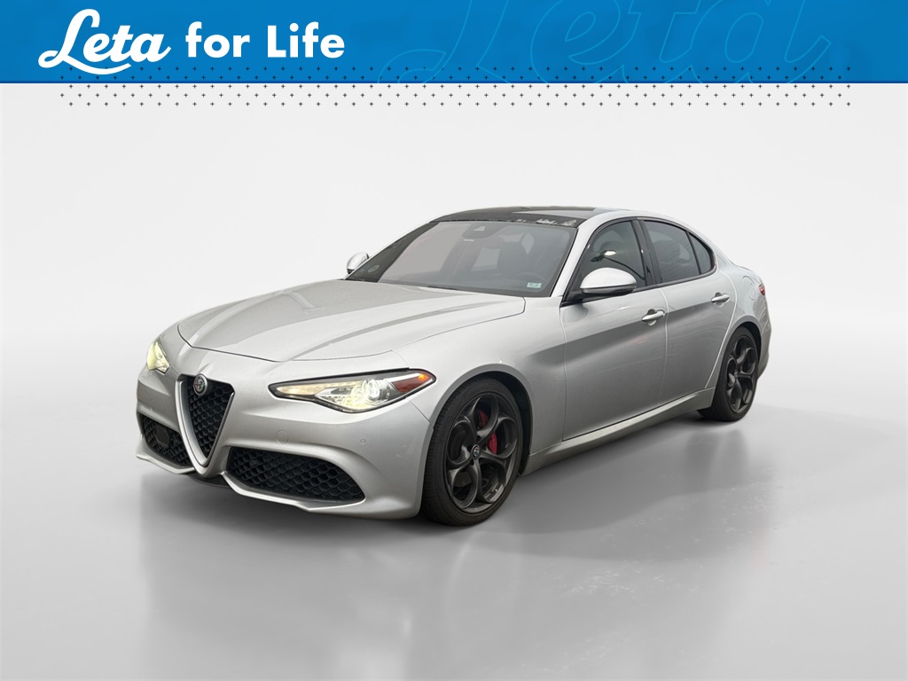 2017 Alfa Romeo Giulia Ti's photo