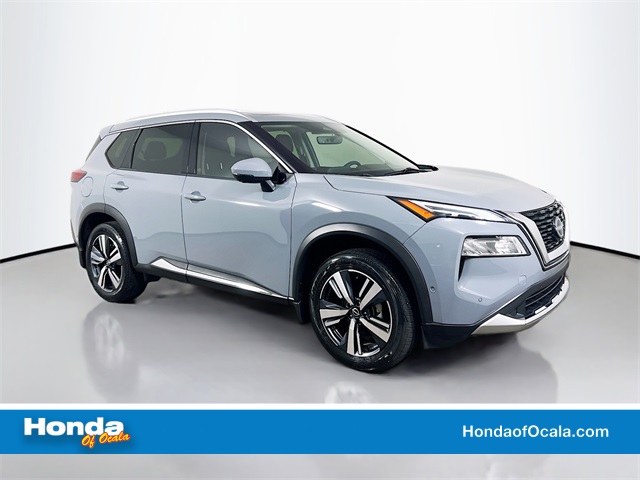 2023 Nissan Rogue Platinum's photo