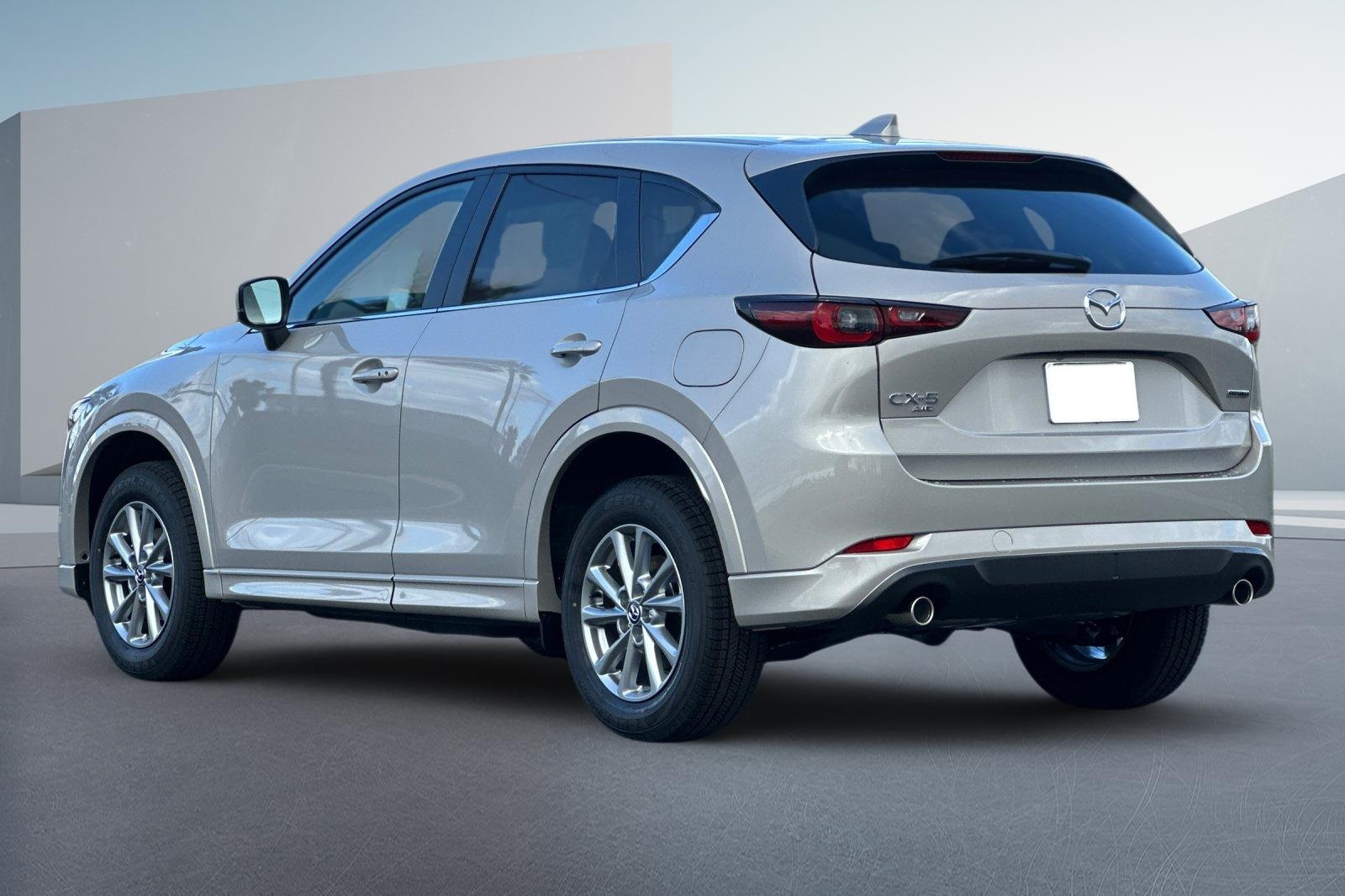 2025 Mazda CX-5 2.5 S Preferred photo 5