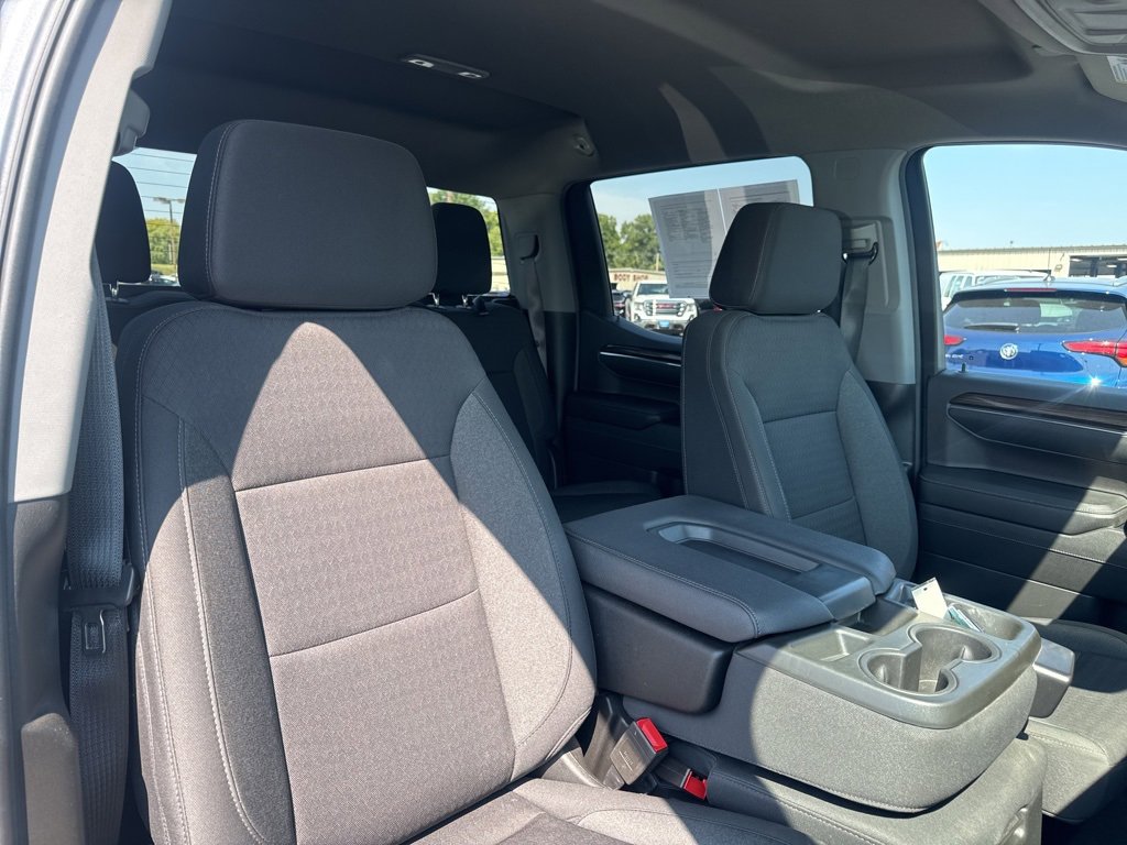 2024 Chevrolet Silverado 1500 LT photo 12