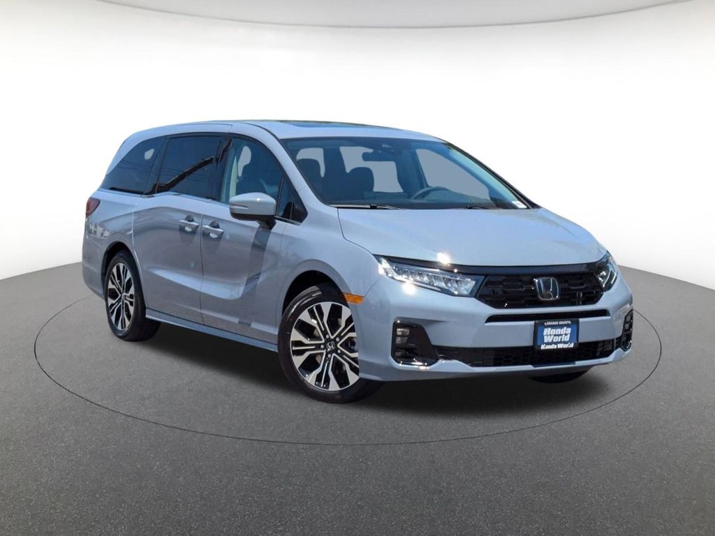 2026 Honda Odyssey Elite's photo