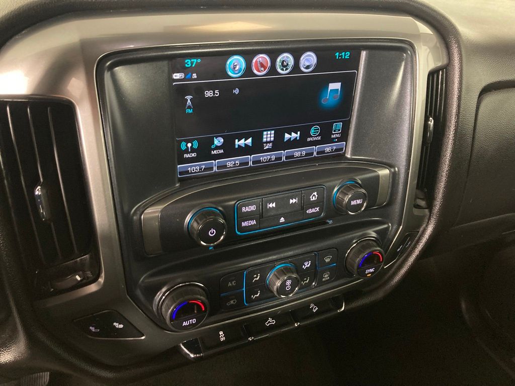 Used 2018 Chevrolet Silverado 1500 LT Z71 with VIN 1GCVKREC4JZ333693 for sale in Elk River, Minnesota