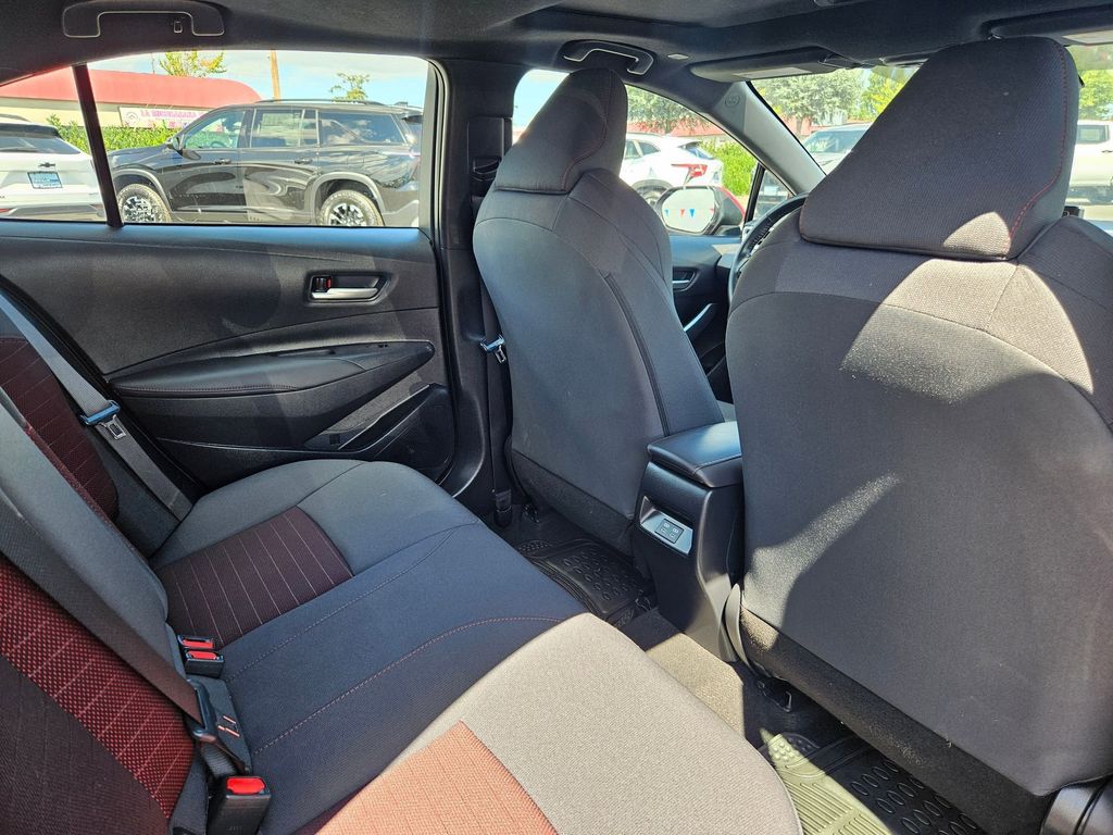 2023 Toyota Corolla SE photo 29