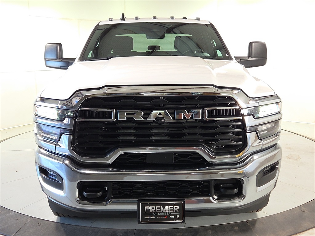 2026 Ram 2500 Tradesman photo 2