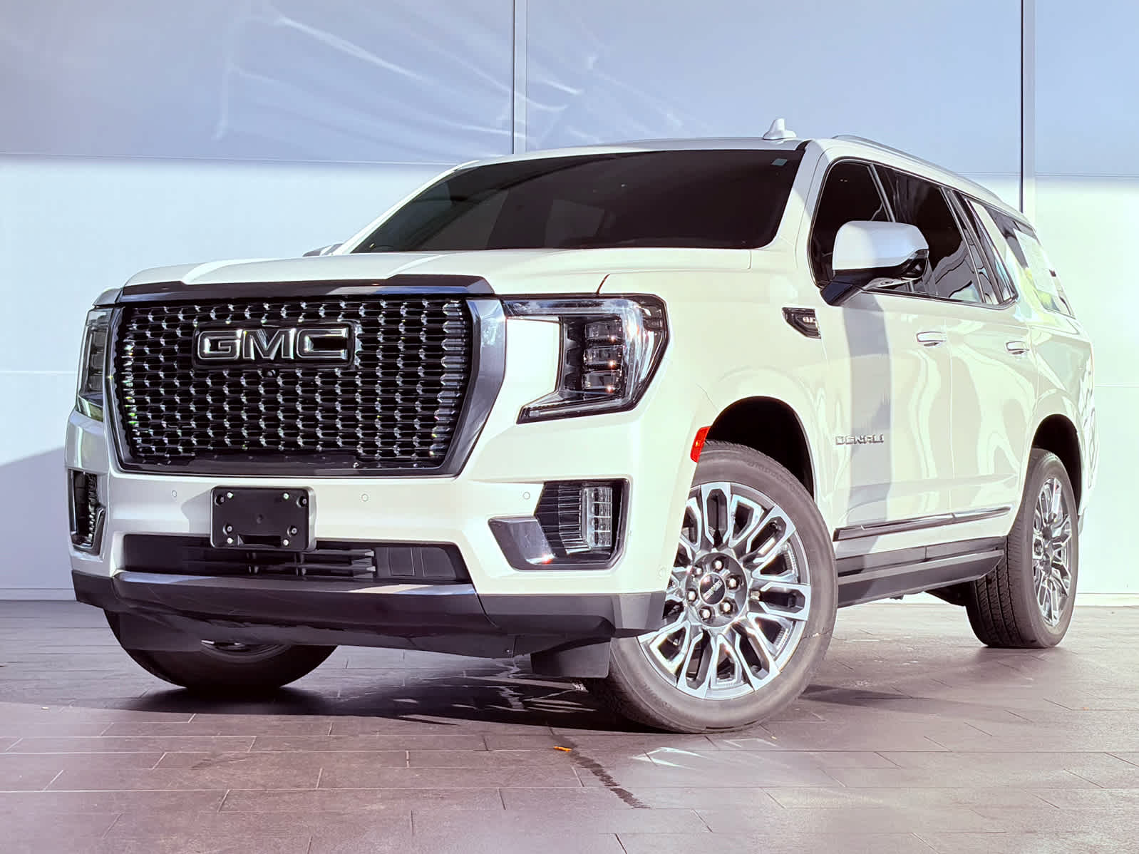 2024 GMC Yukon Denali Ultimate's photo