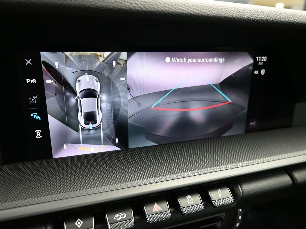 2025 Porsche 911 photo 20