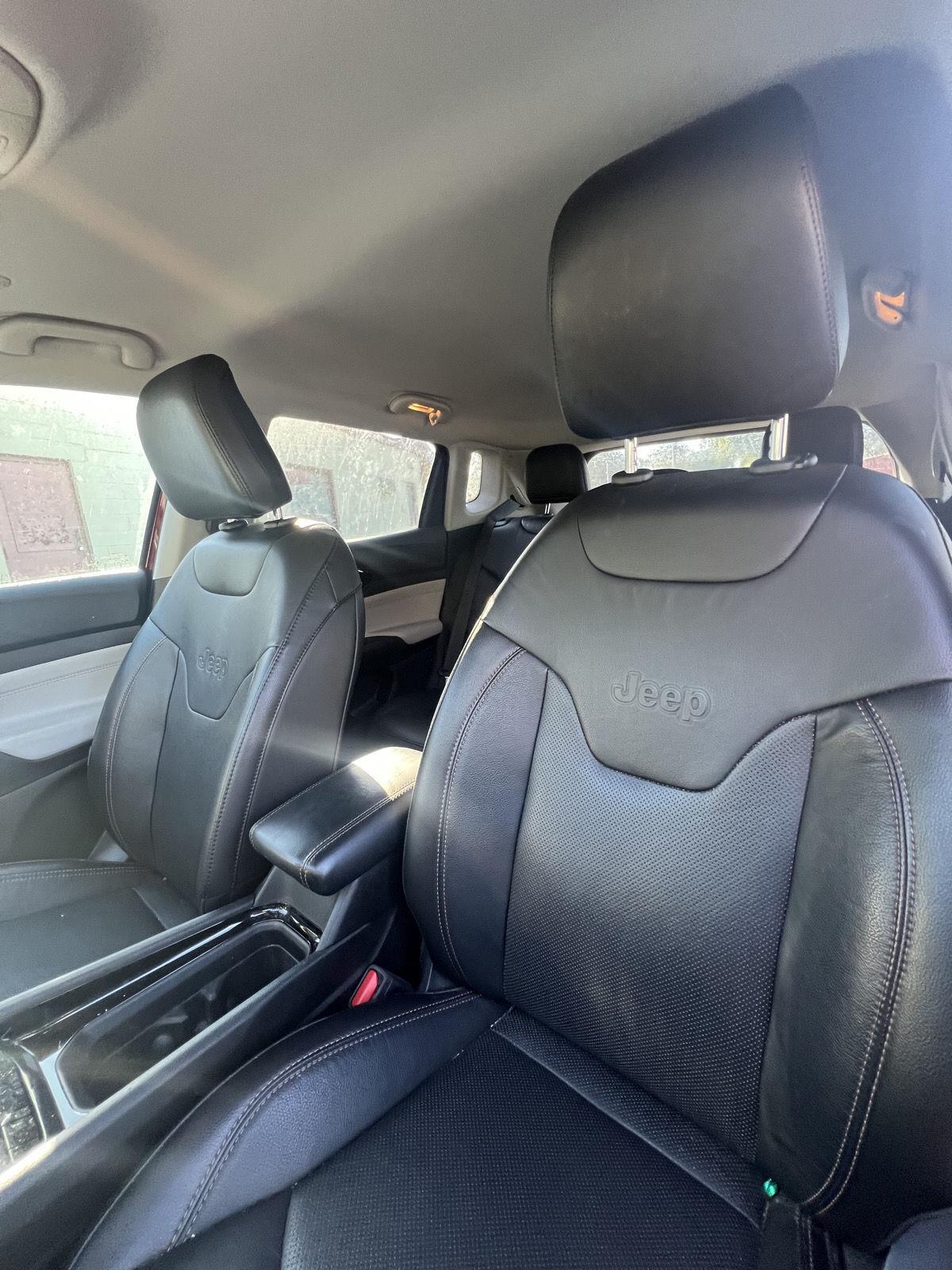 2022 Jeep Compass Limited photo 9