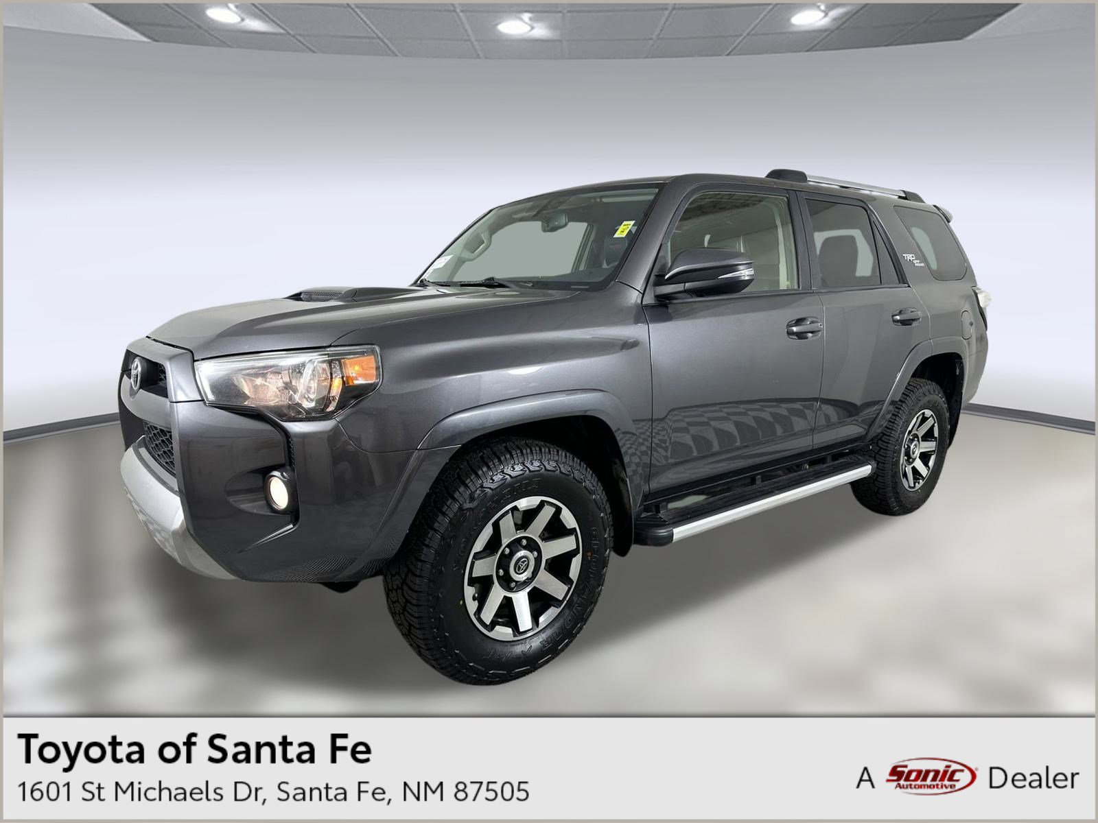 2018 Toyota 4Runner Off-Road Premium's photo