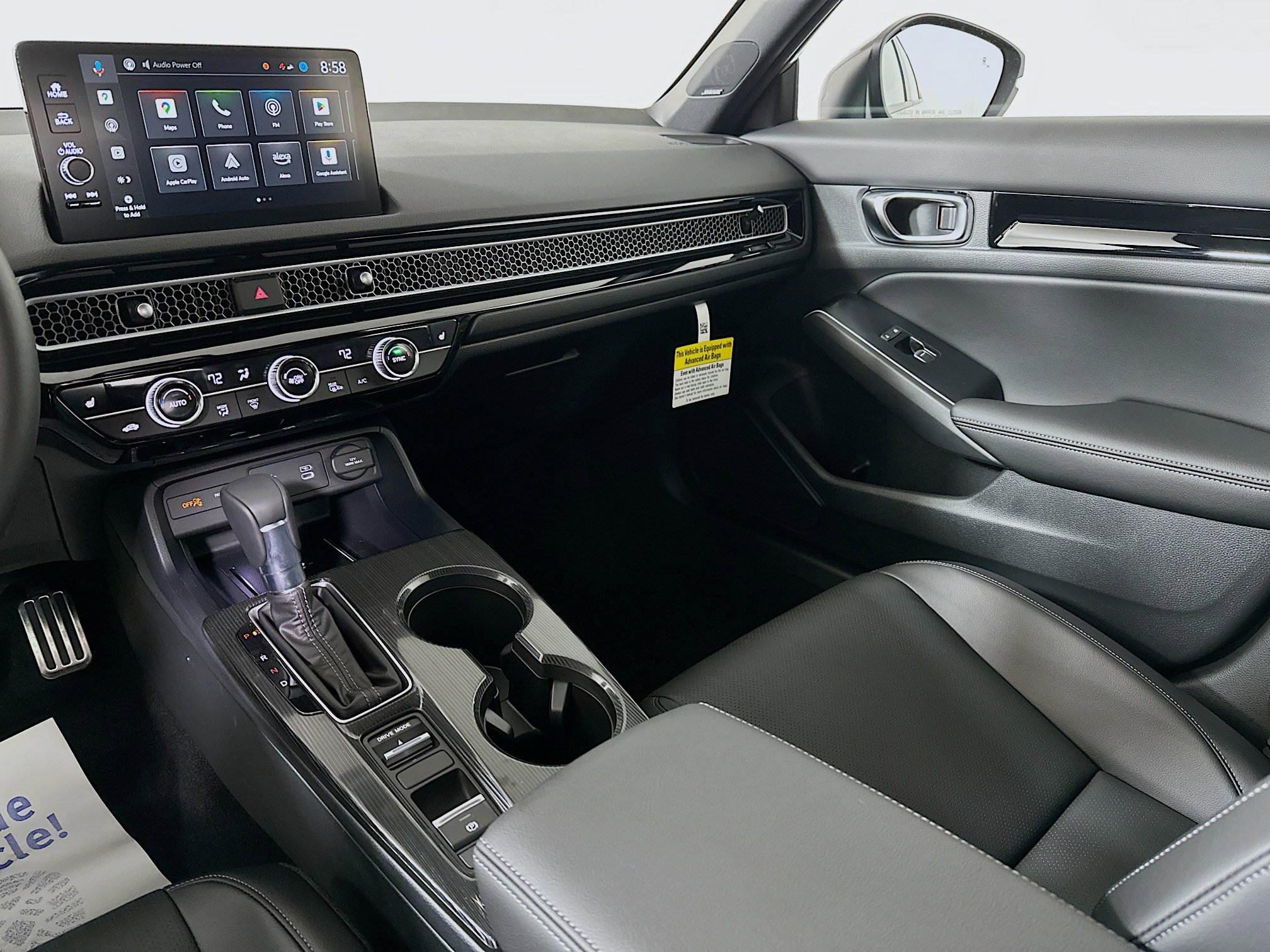 2026 Honda Civic Hatchback Touring Hybrid photo 25