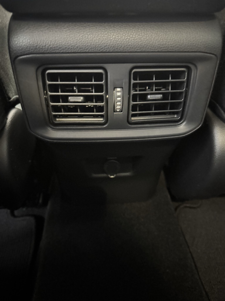 2025 Toyota RAV4 LE photo 24