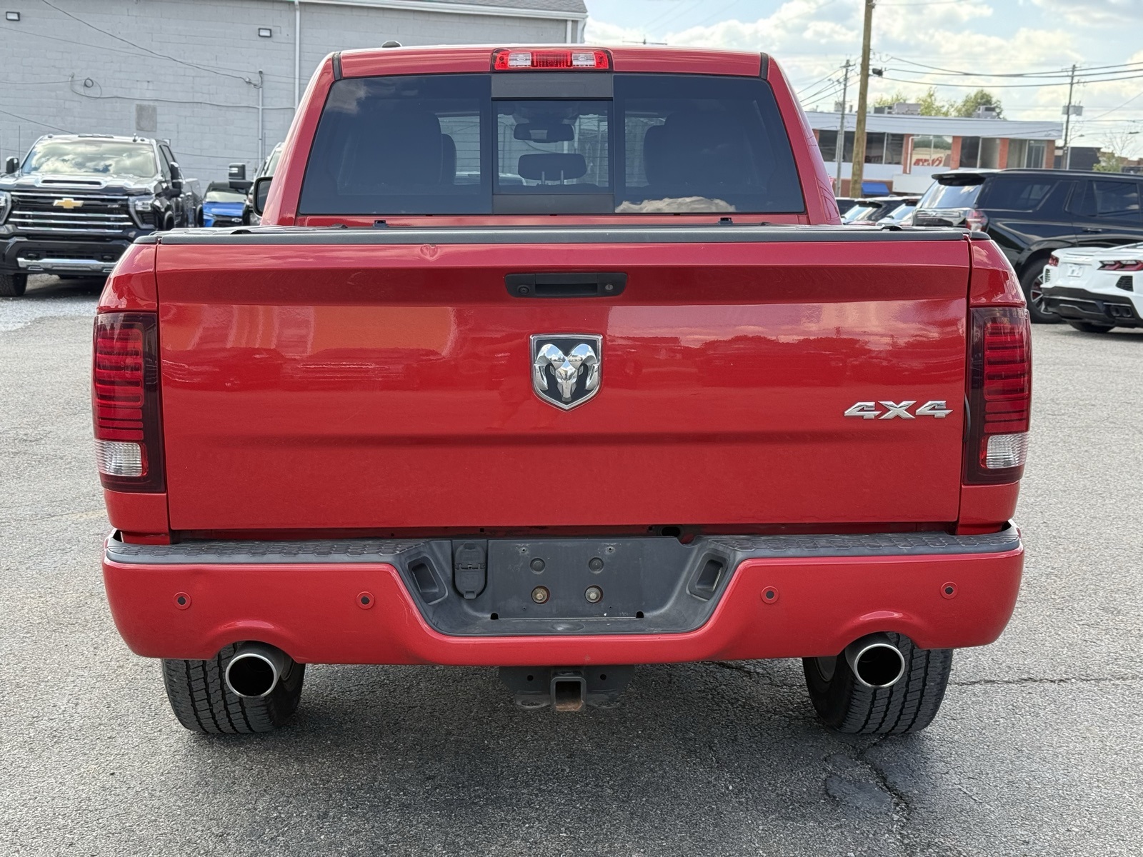 2017 Ram 1500 Sport photo 4