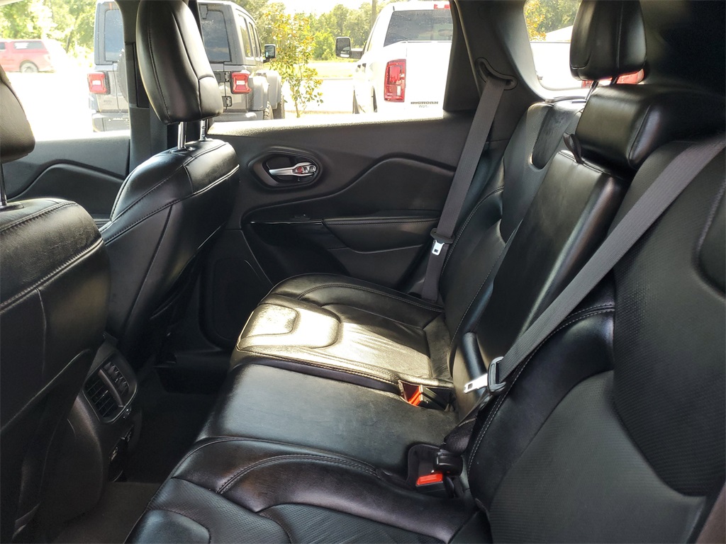 2023 Jeep Cherokee Altitude photo 24