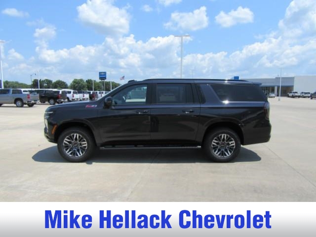 2025 Chevrolet Suburban Z71 photo 3