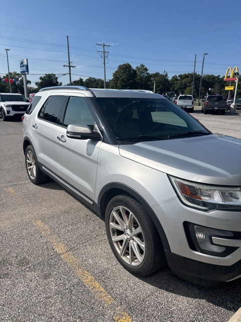 2016 Ford Explorer Limited photo 5