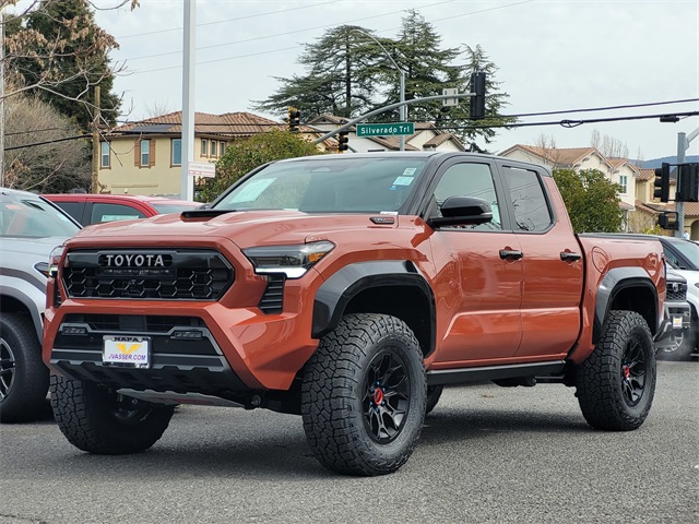 2024 Toyota Tacoma TRD Pro 4x4 photo 10