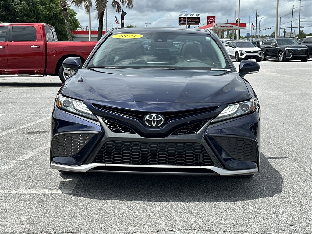2021 Toyota Camry XSE photo 3