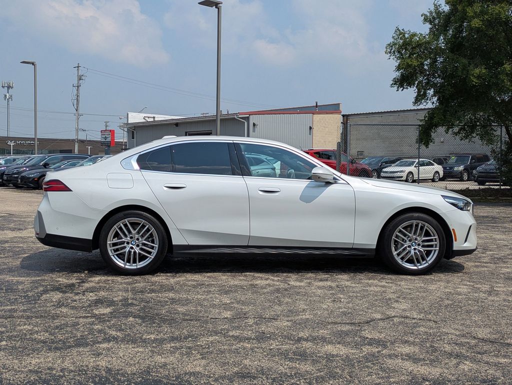 2024 Bmw 530i photo 4