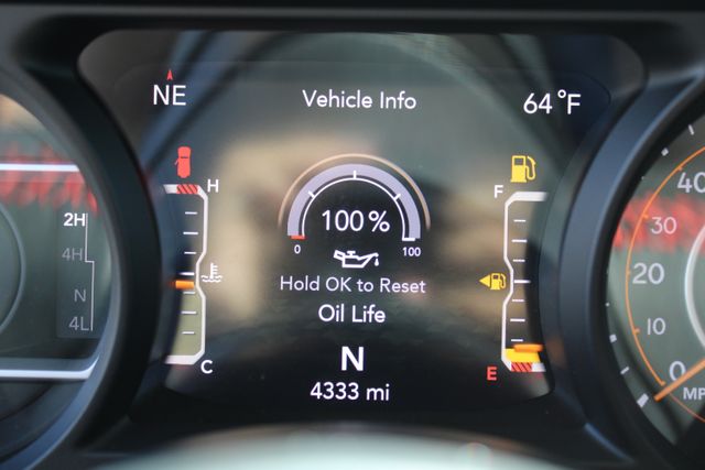 2024 Jeep Wrangler Rubicon photo 17
