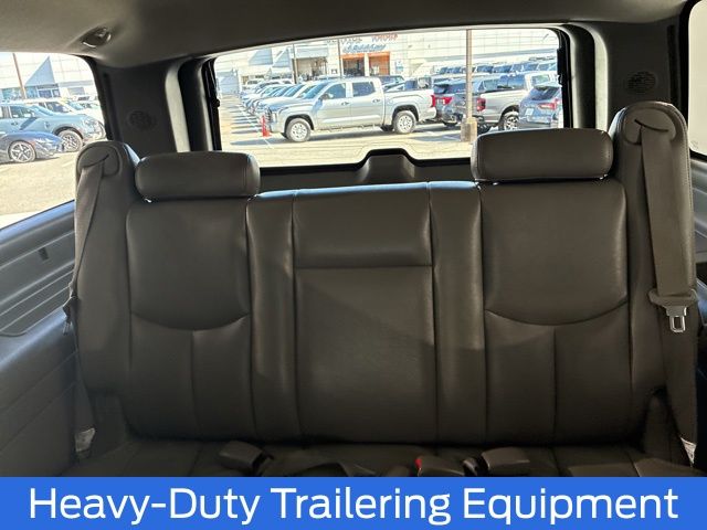 2005 Chevrolet Suburban 1500 Z71 photo 13