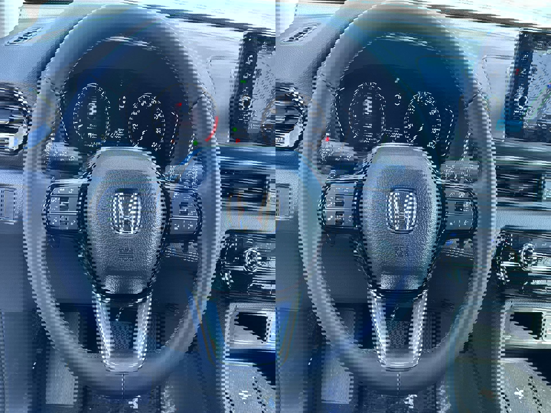 2025 Honda Pilot Touring photo 14