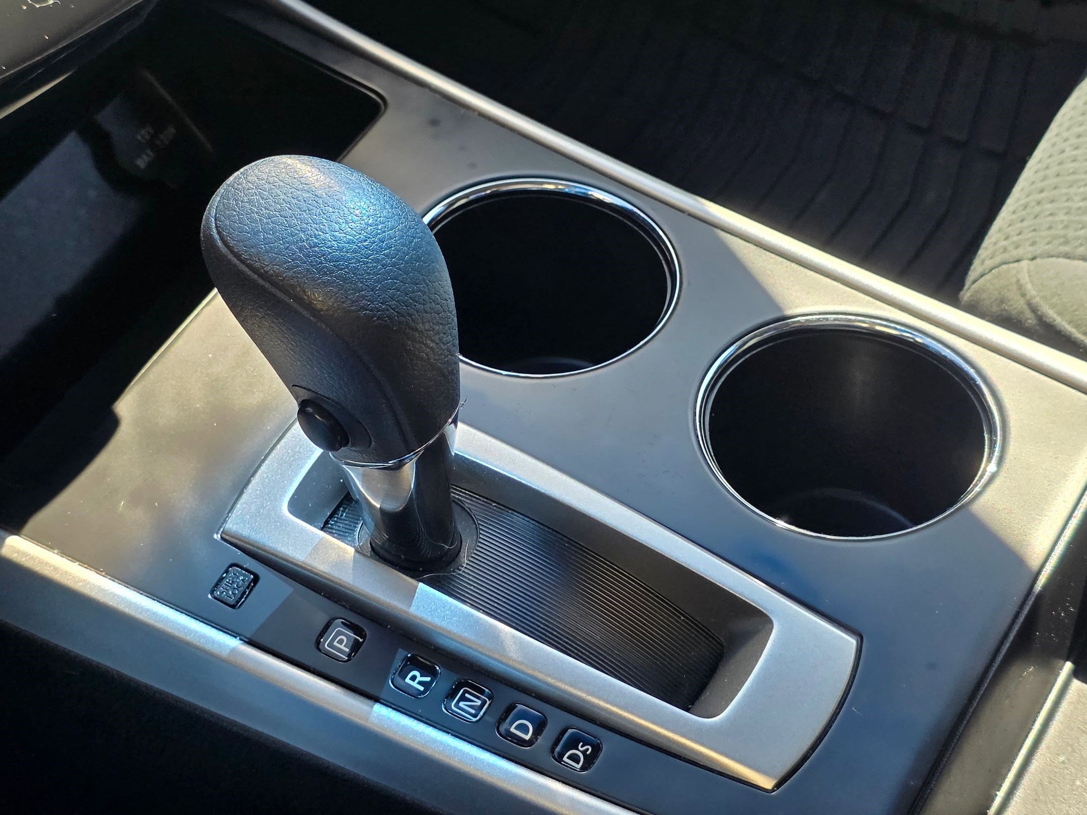 2015 Nissan Altima 2.5 SV photo 21