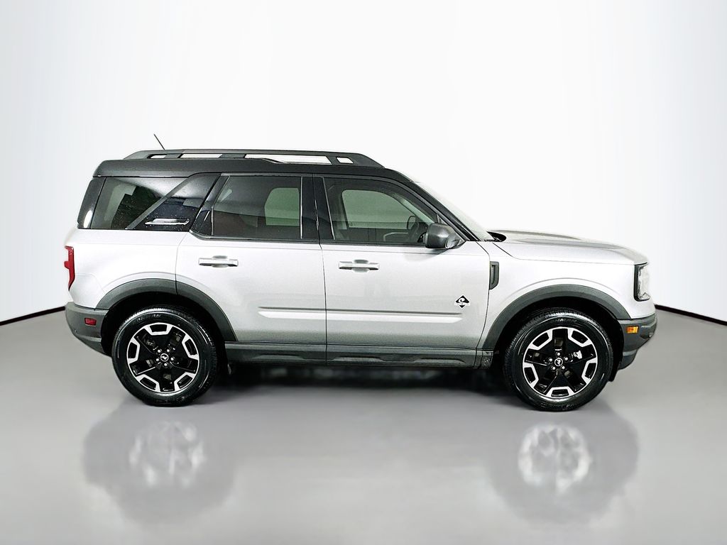 2022 Ford Bronco Sport Outer Banks photo 4