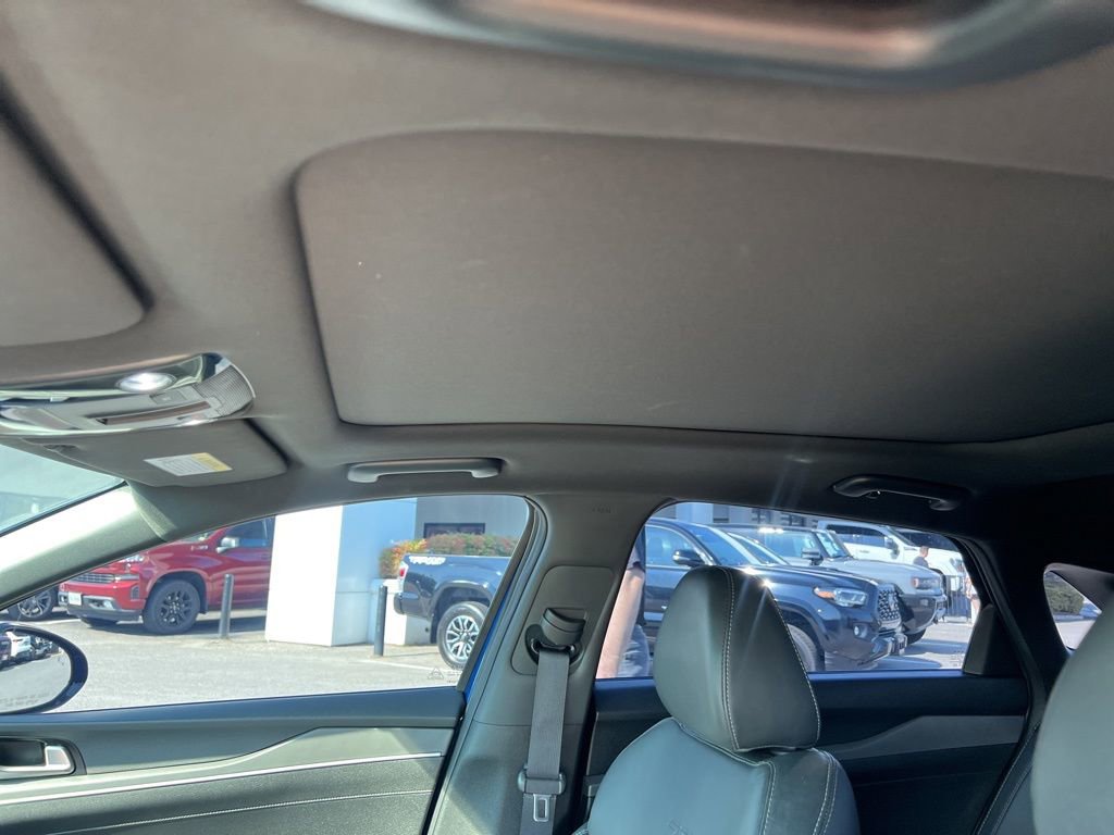 2023 Kia K5 GT-Line photo 12