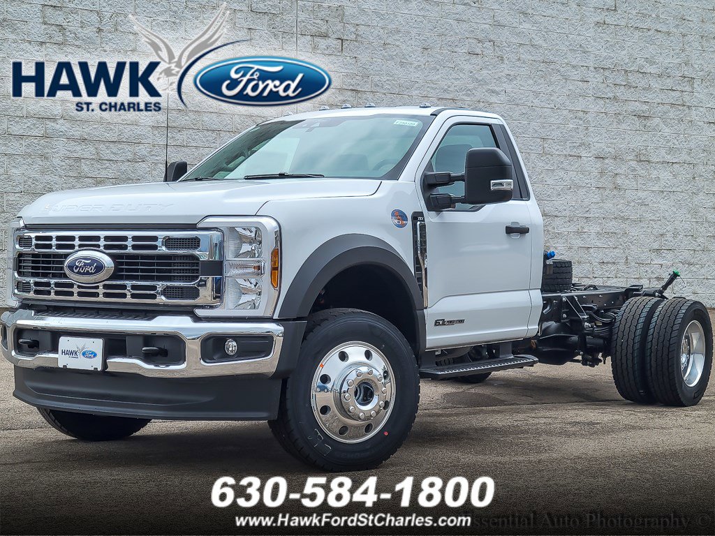 2025 Ford F-600 Super Duty Chassis Cab XLT's photo