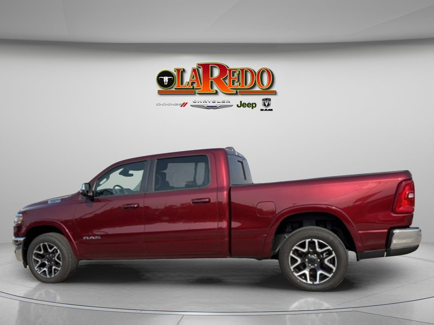 2025 Ram 1500 Laramie photo 4