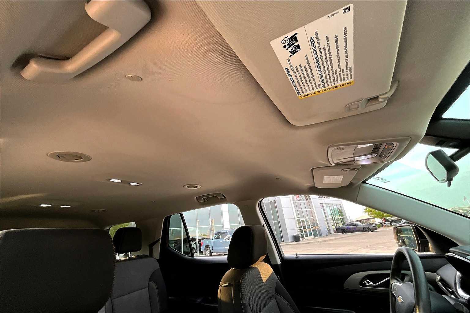 2021 Chevrolet Traverse LS photo 13