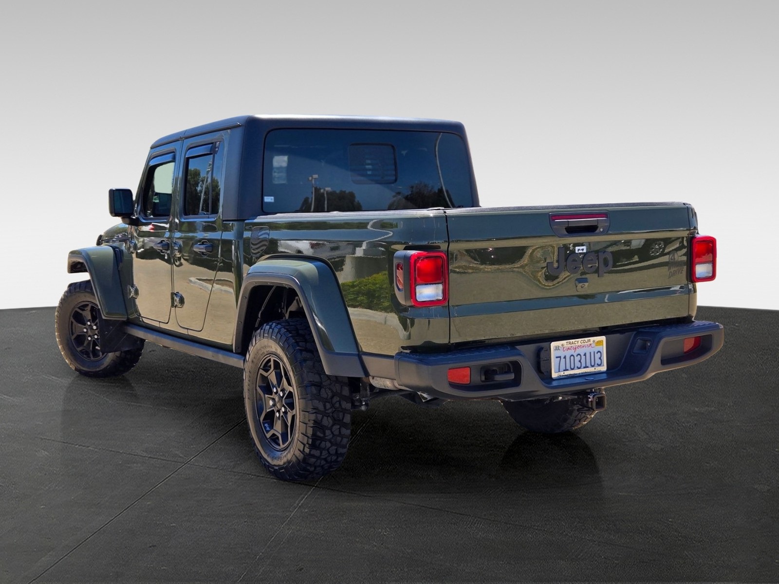 2023 Jeep Gladiator Willys photo 6