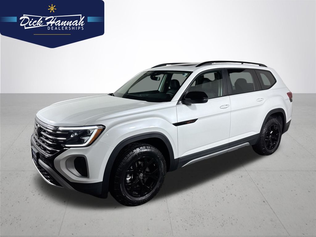 2026 Volkswagen Atlas Atlas Peak Edition's photo