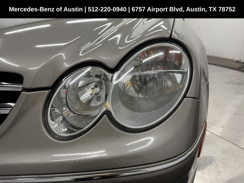 2005 Mercedes Benz CLK 320 photo 19