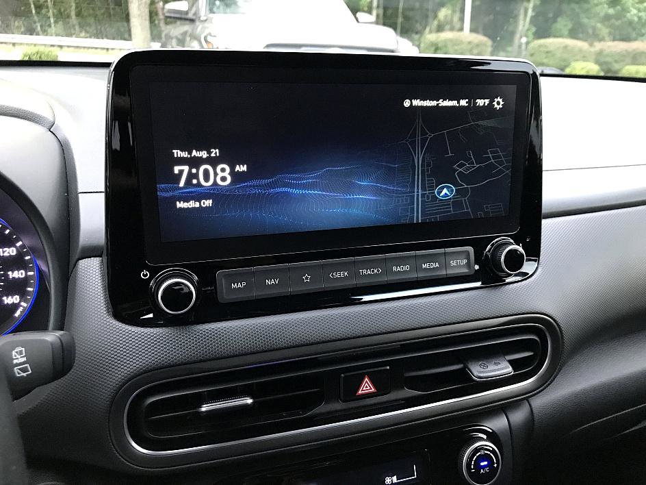 2023 Hyundai Kona SEL photo 18
