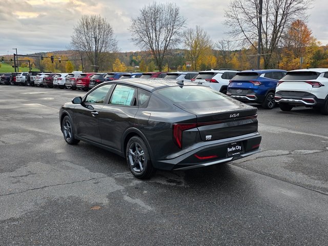 2025 Kia K4 LXS photo 4