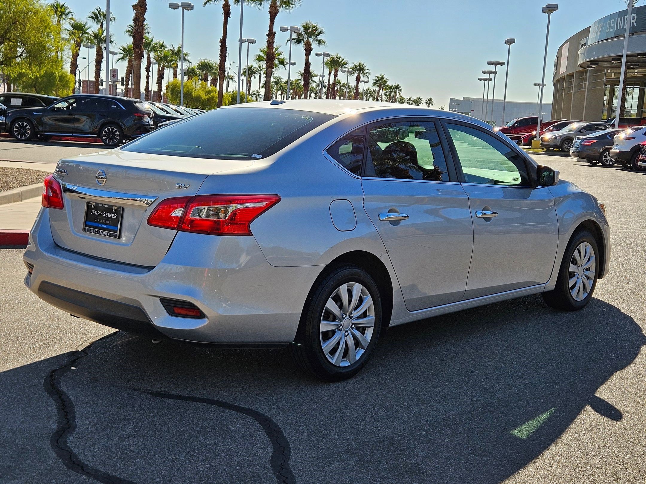 2017 Nissan Sentra SV photo 5