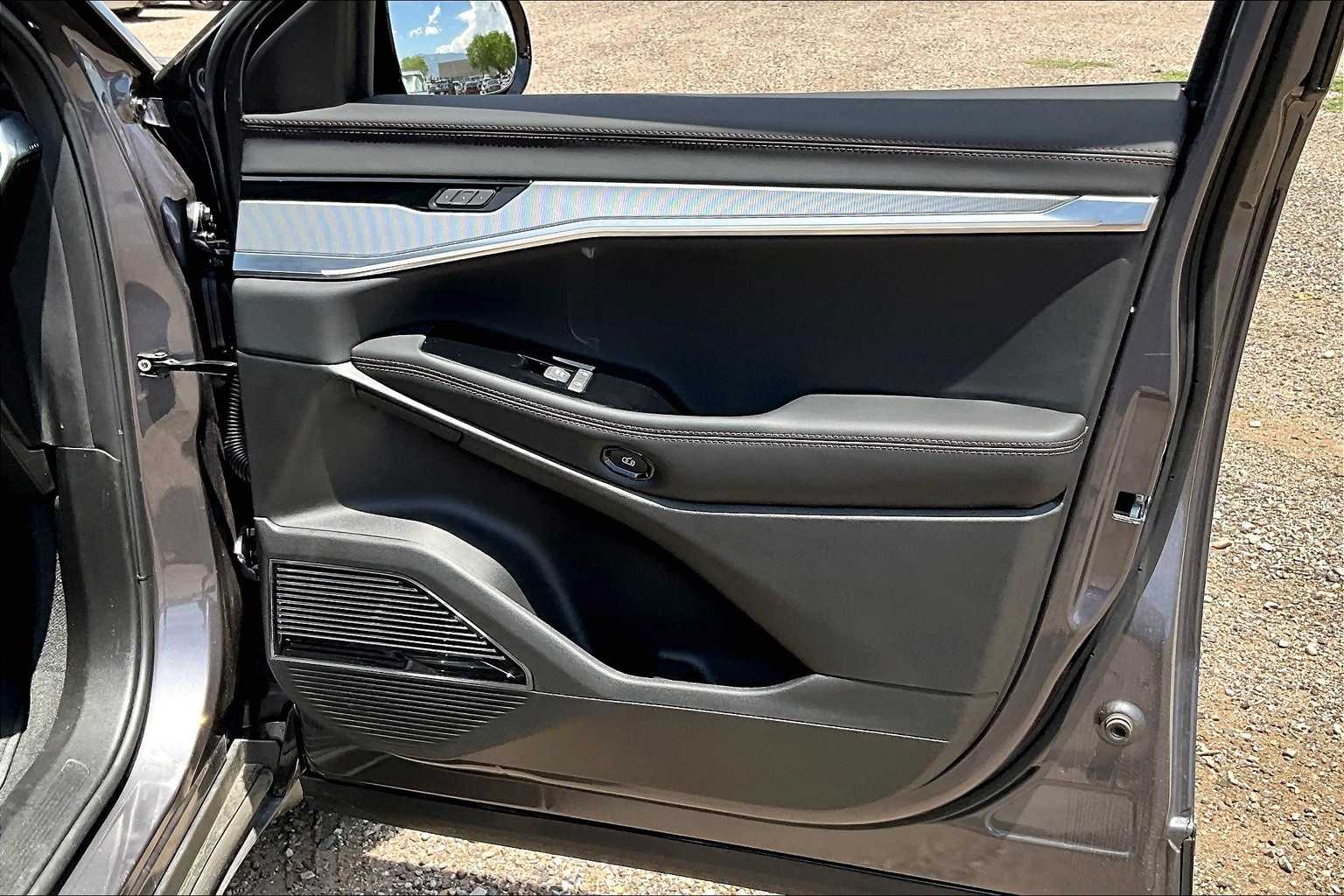 2025 Jeep Wagoneer S Launch Edition photo 20