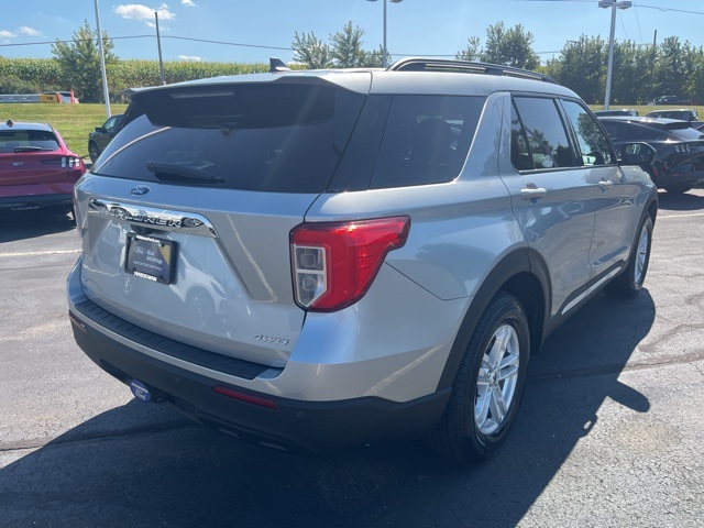 2022 Ford Explorer XLT photo 5