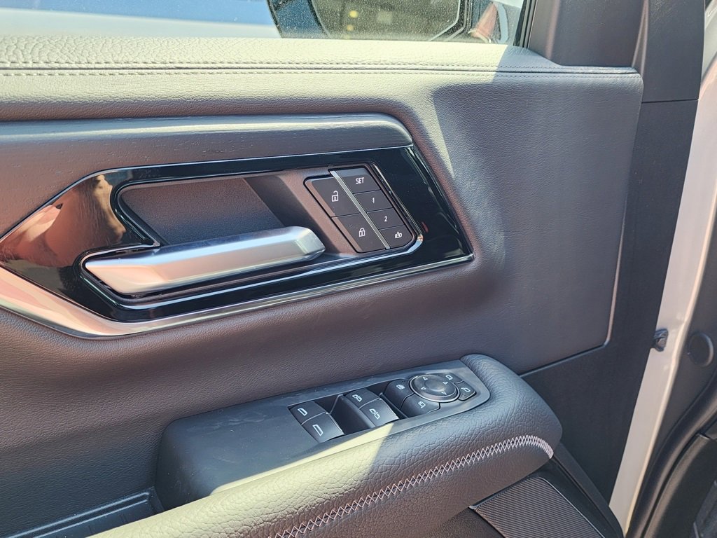 2026 Gmc Yukon Denali photo 9