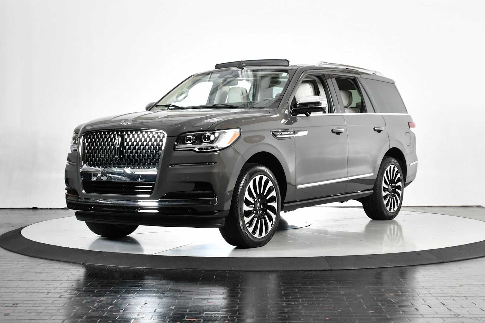 2024 Lincoln Navigator