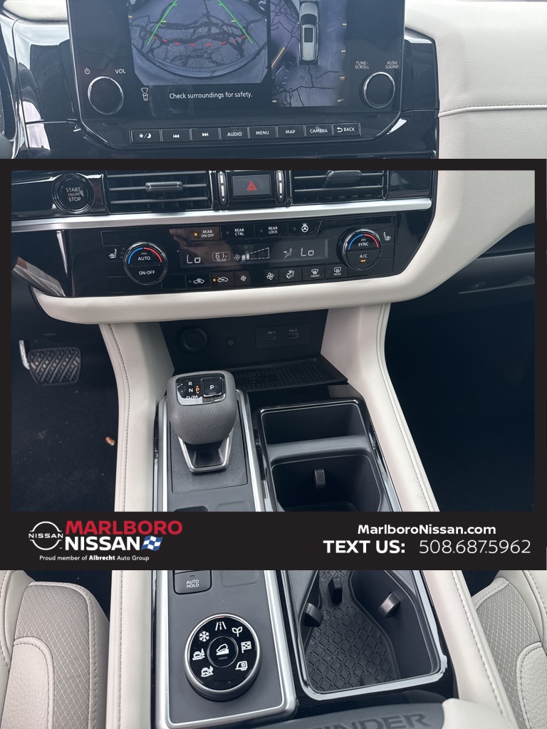 2025 Nissan Pathfinder SL photo 21