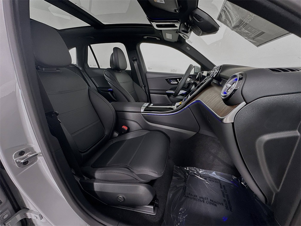 2026 Mercedes Benz GLC 300 4MATIC photo 26