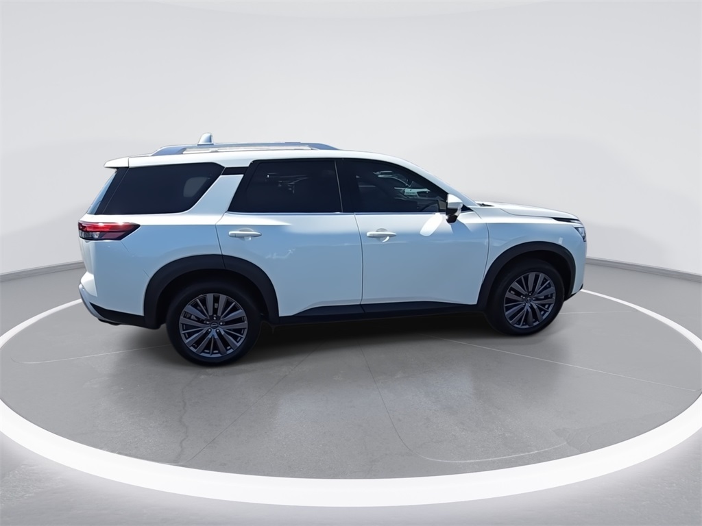 2023 Nissan Pathfinder SL photo 8