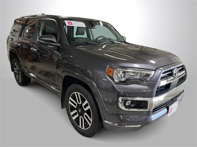 2022 Toyota 4Runner Limited photo 2