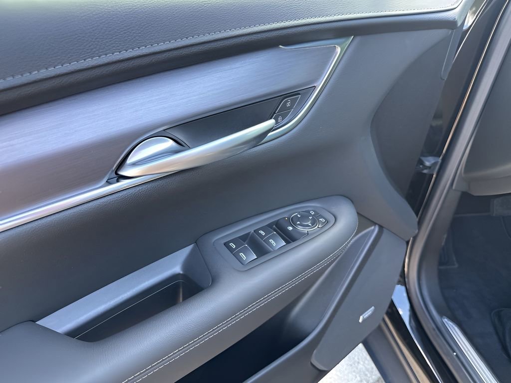 2025 Cadillac XT5 Luxury photo 21
