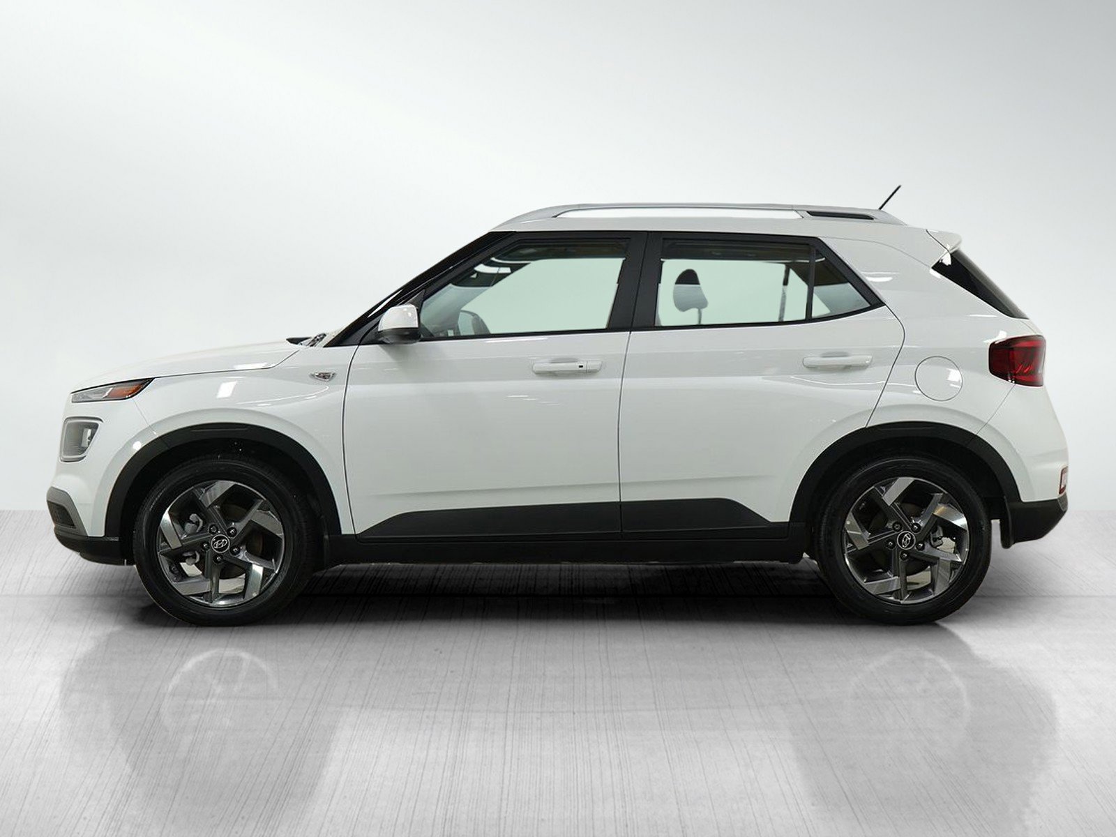 Certified 2025 Hyundai Venue SEL with VIN KMHRC8A36SU364064 for sale in Minneapolis, Minnesota