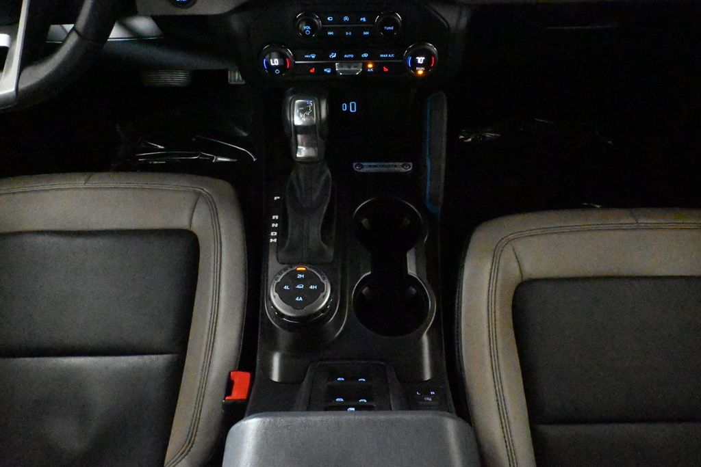 2021 Ford Bronco Wildtrak photo 22