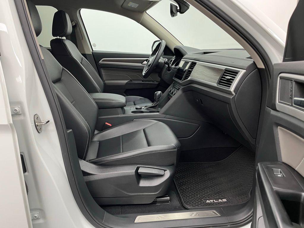 2021 Volkswagen Atlas V6 SE Technology photo 29