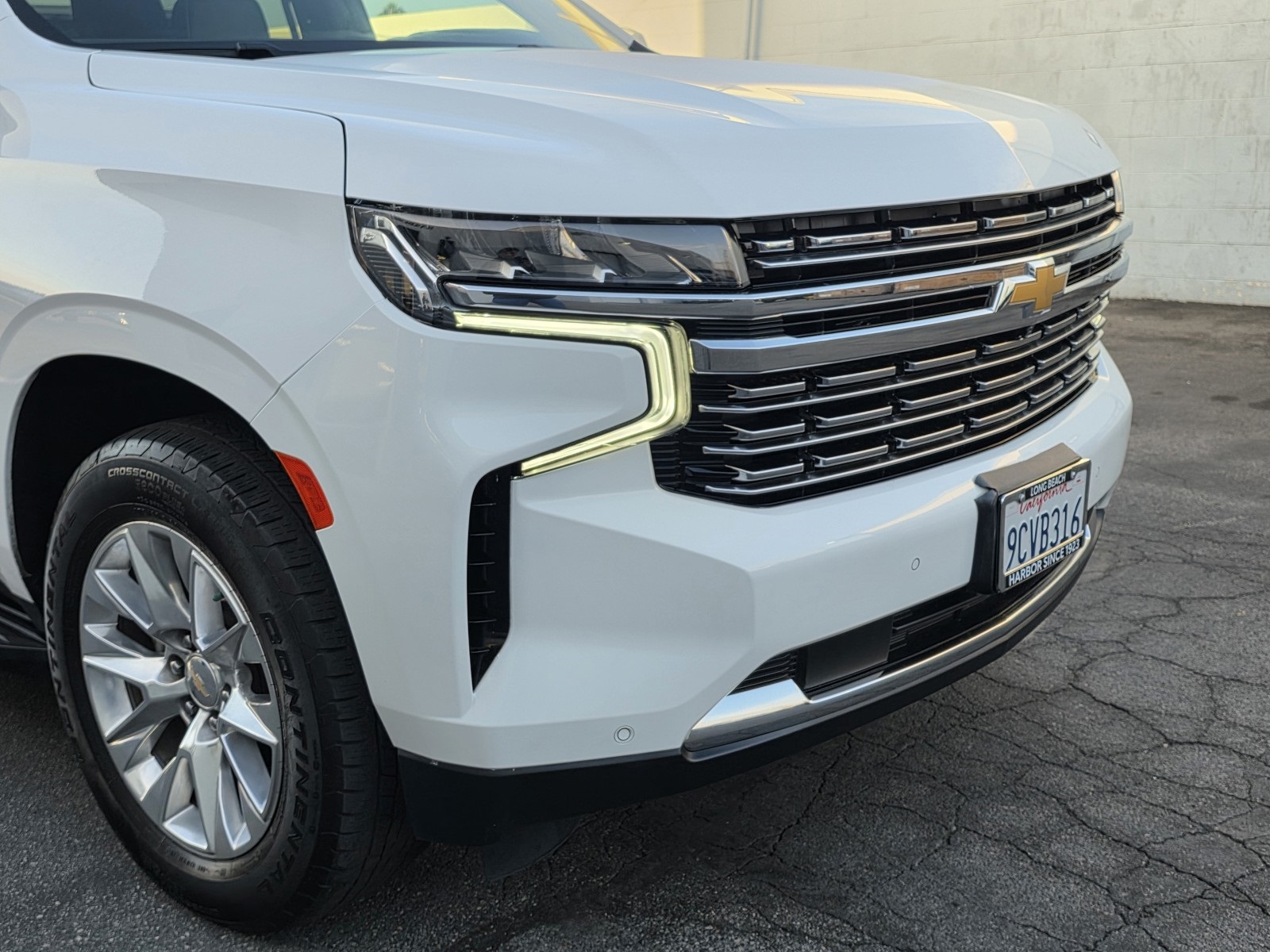 2023 Chevrolet Suburban Premier photo 9
